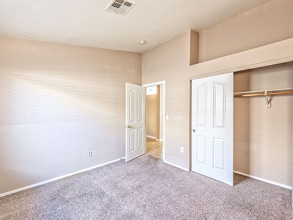 3rd image of 851 Worrell Ave