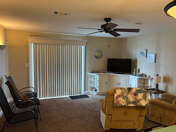 5th image of 5539 Soundside Dr APT J
