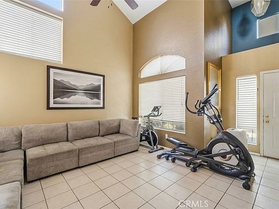 5th image of 44440 Avenida Del Rio