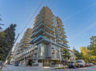 1180 Broughton St #1604, Vancouver, BC V6G 2B1