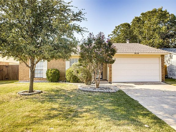 2nd image of 914 Sunny Slope Dr