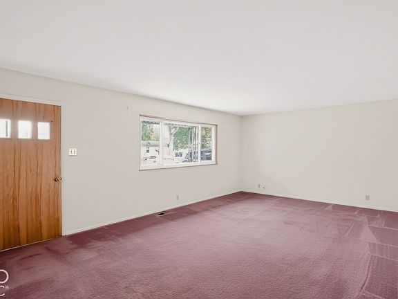 5th image of 1803 W Northfield Dr