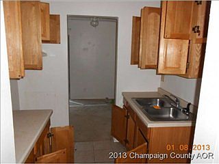 3rd image of 908 N Broadway Ave APT 307