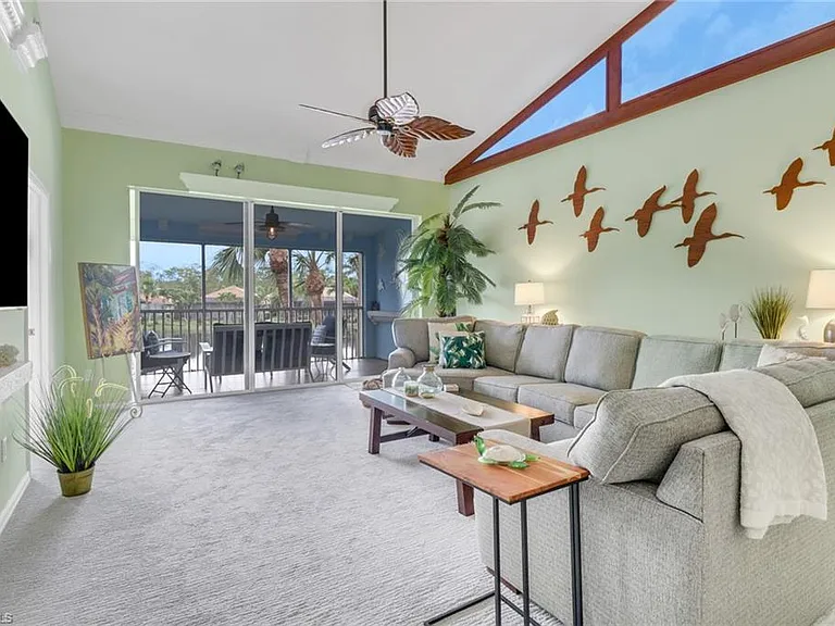 20151 Seagrove St #206 — Photo 1
