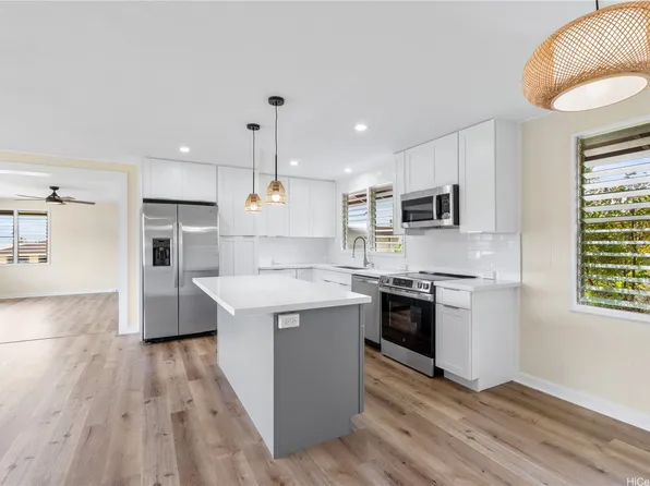 1768 Koikoi St, Wahiawa, HI 96786