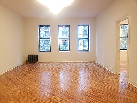 2nd image of 509 Cathedral Pkwy #3SL