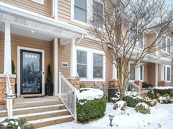3rd image of 201 Towne Square Park Unit 2103