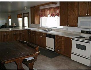 3rd image of 398 Hilldale Ave