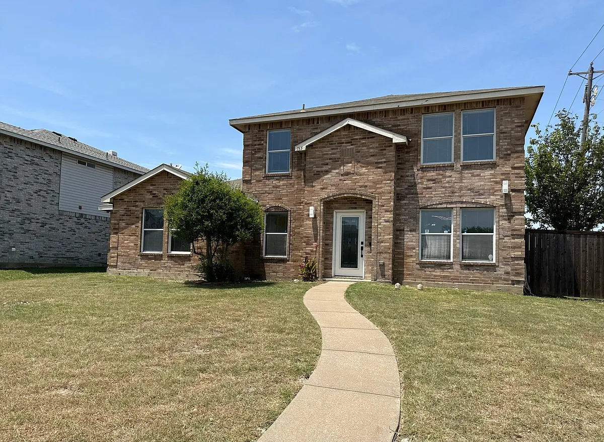 Building Photo - 765 Lowe Dr