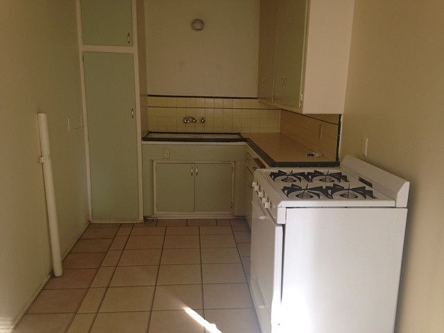 2nd image of 32361 1/2 Dunlap Blvd