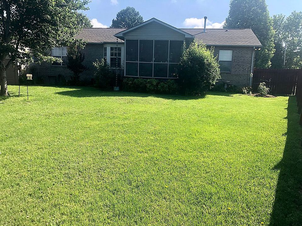 1st image of 309 Woodsboro Ln