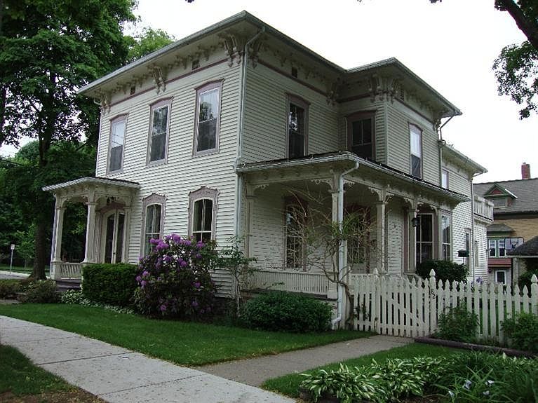 1st image of 82 Dietz St
