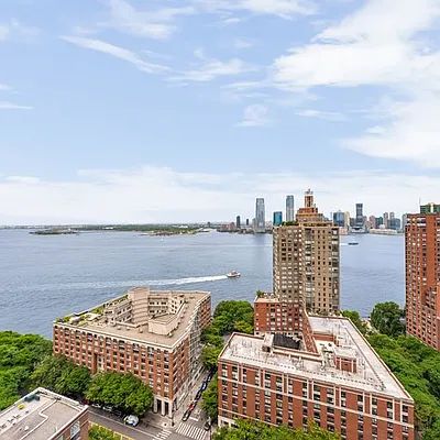 Sold by Douglas Elliman | media 31