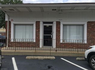 710 Somerset St, Watchung, NJ 07069