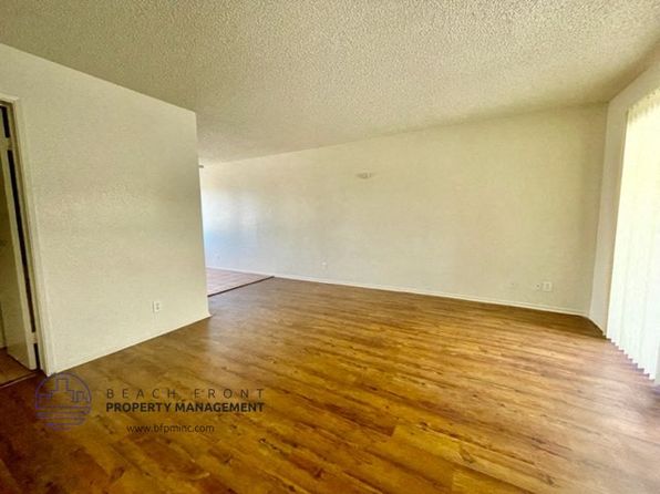 4609 W 159th St APT 8
