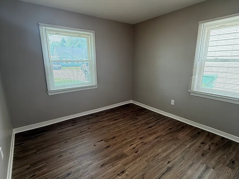 17393 Lincoln Ave — Photo 12