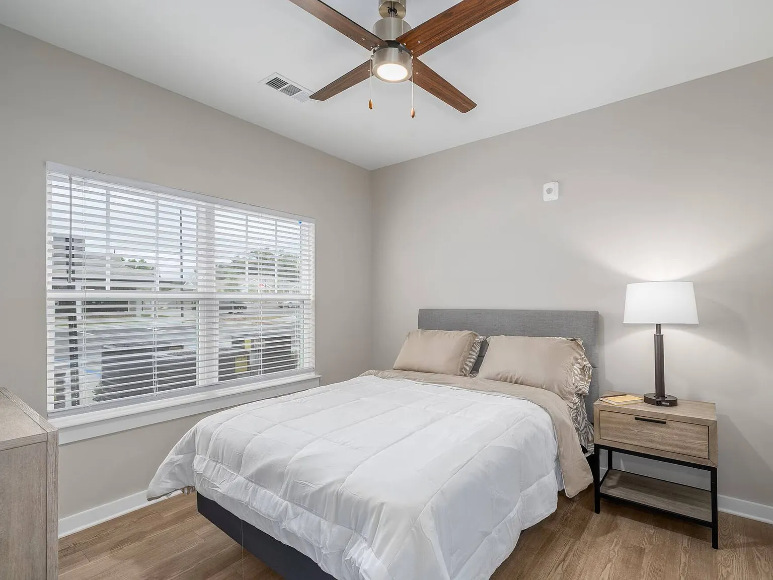 Edgewood Place — Photo 4