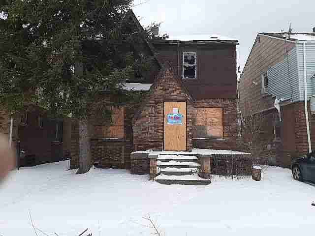 15867 Littlefield