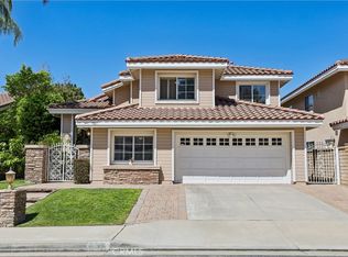 527 S Morningstar Dr, Anaheim, CA 92808