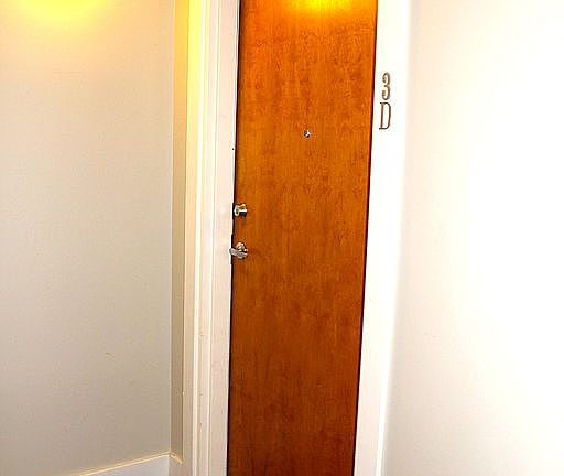 4th image of 721 E North St APT 3D