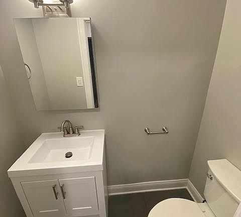 3rd image of 2020 W Farwell Ave APT 503