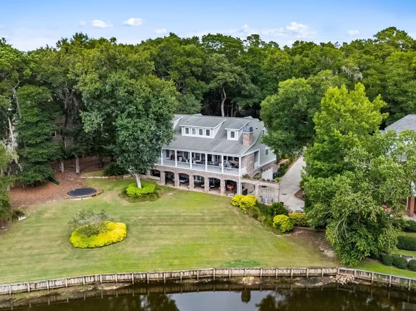 2073 Turnberry Ln. #Views of 17th Green and 18th Teebox, Murrells Inlet, SC 29576