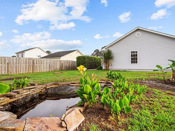 5th image of 628 Brewster Ln