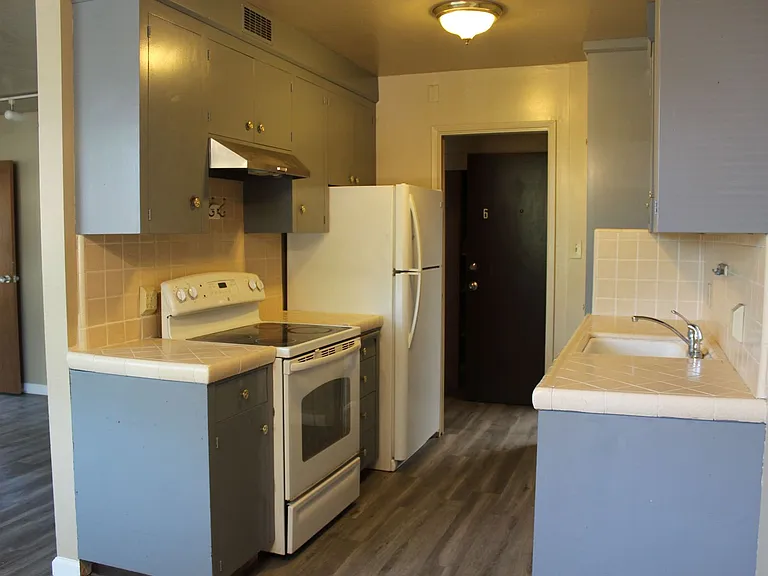 248 W Knoles Way — Photo 24