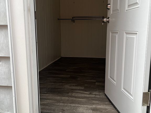 4th image of 6 W Lancaster Ave #1