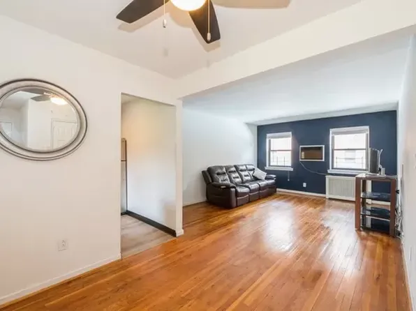 47-19 216th St #1A, Bayside, NY 11361