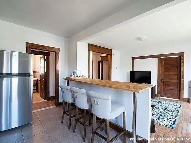 36 Farr Ave — Photo 13