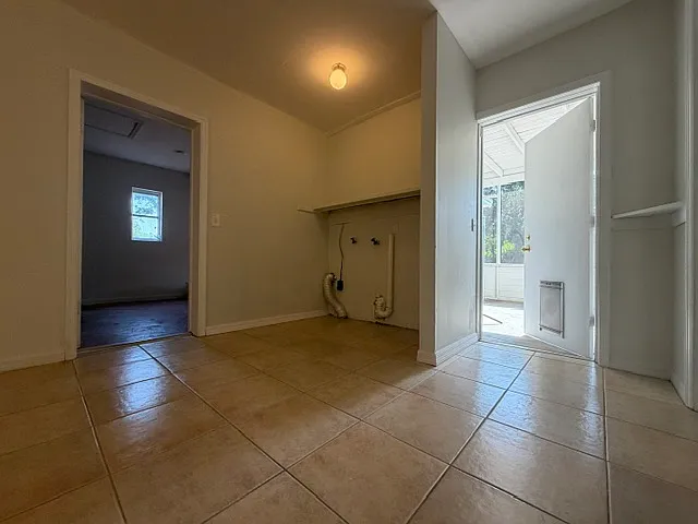8313 Pat Blvd — Photo 35