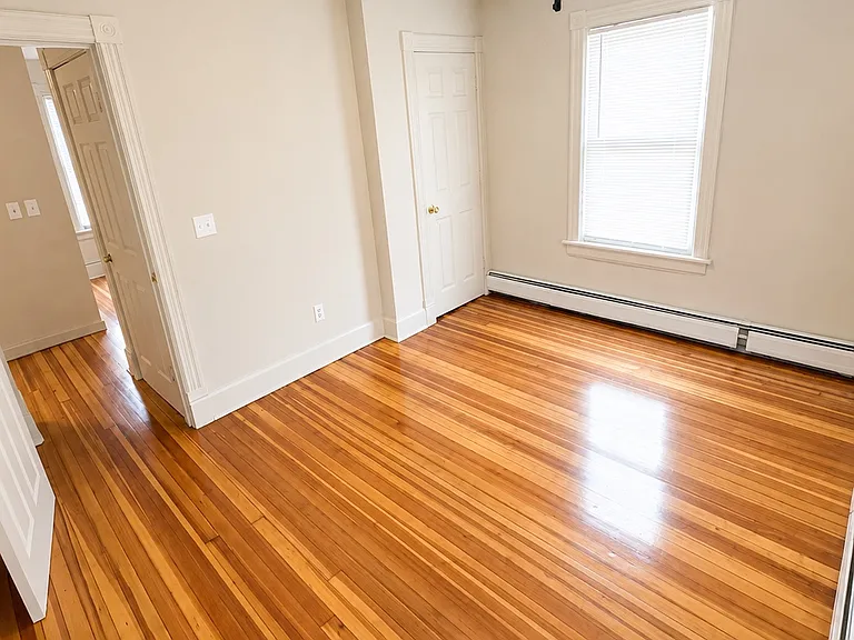 29 Collegeview Ave #1 — Photo 2