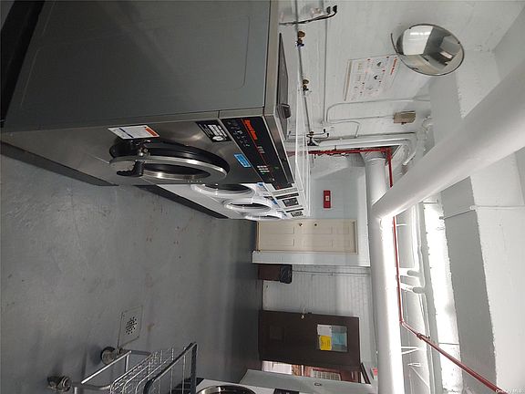 3rd image of 3225 88th St APT 209