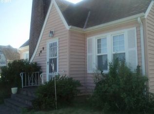 369 SW Spruce St, Willamina, OR 97396