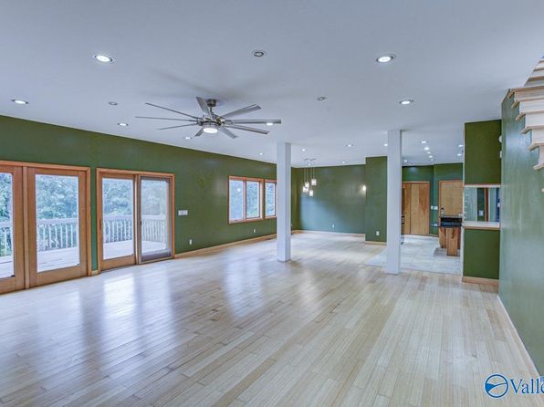 1516 Chandler Rd SE, Huntsville, AL 35801