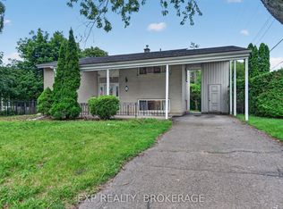 11 Pember Pl, Kingston, ON K7M 2P8