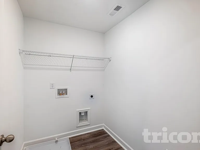 177 E Ridge Way — Photo 4