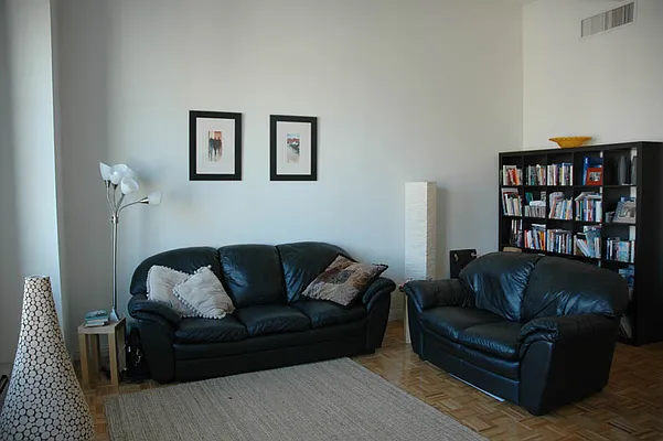 Rented by The World Wide Group | media 241