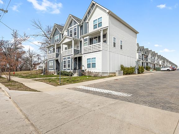 5th image of 302 Williams Ave #102