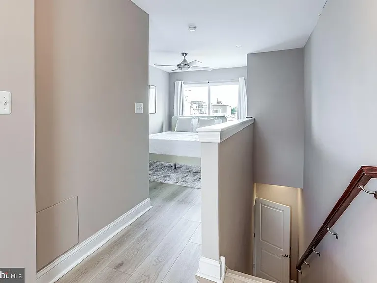 1146 S Dorrance St — Photo 13