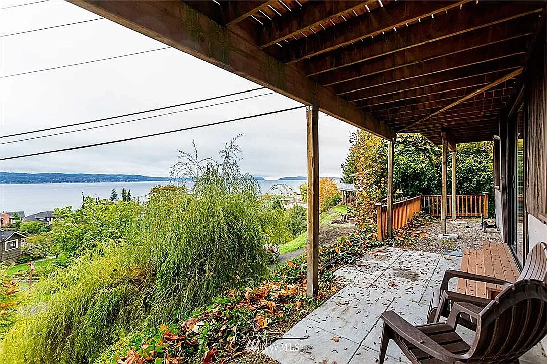 10 bed, 600 sqft, $1,900 — Photo 1