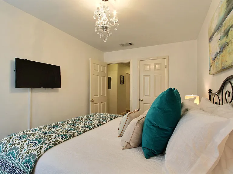 206 W Duffy St #C — Photo 20