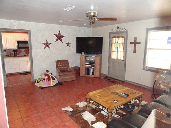 5th image of 2304 W Shandon Ave