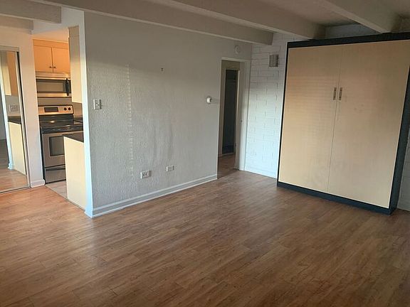 5th image of 250 N Pearl St APT 209