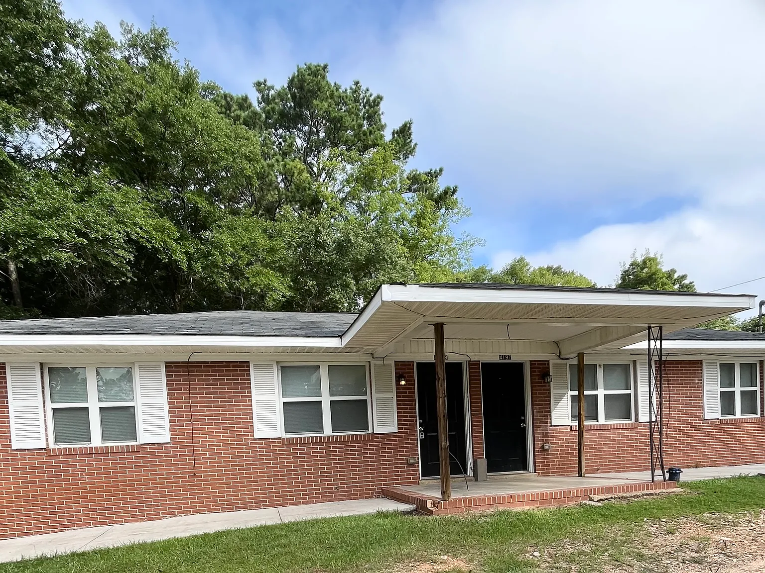 2 bed, 800 sqft, $800 — Photo 1