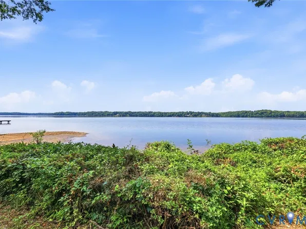 3211 Regatta Pointe Ct, Midlothian, VA 23112