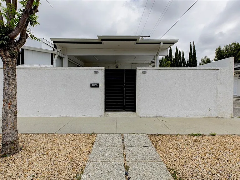 16615 Los Alimos St — Photo 1