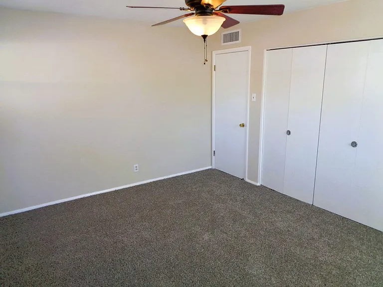621 Westview Ave — Photo 15