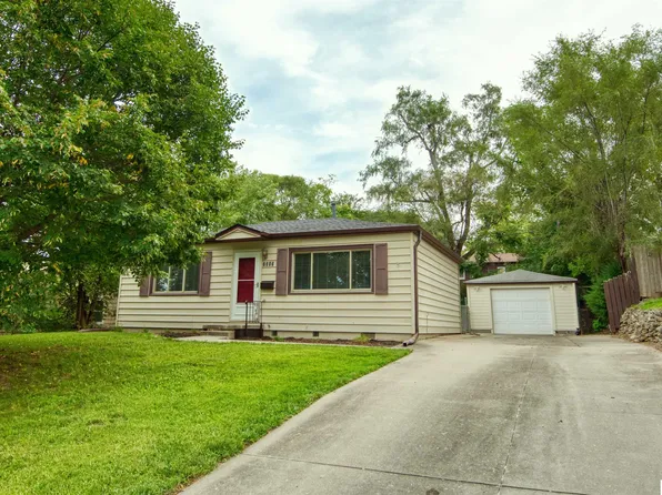 7303 S 42nd St, Bellevue, NE 68147